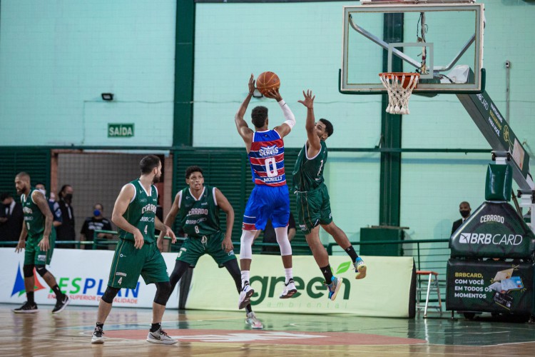 Fortaleza encerra o primeiro turno diante do Brasília