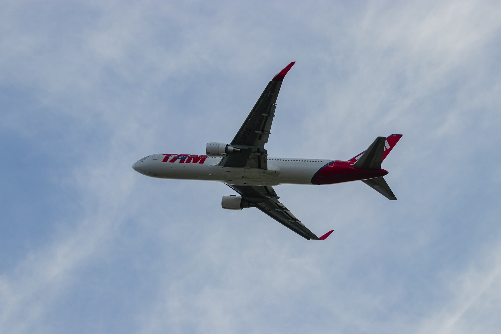 Segundo a Embraer, o forte crescimento do comércio eletrônico está abrindo novos mercados para aeronaves de carga com menor capacidade (Foto: Aurelio Alves)