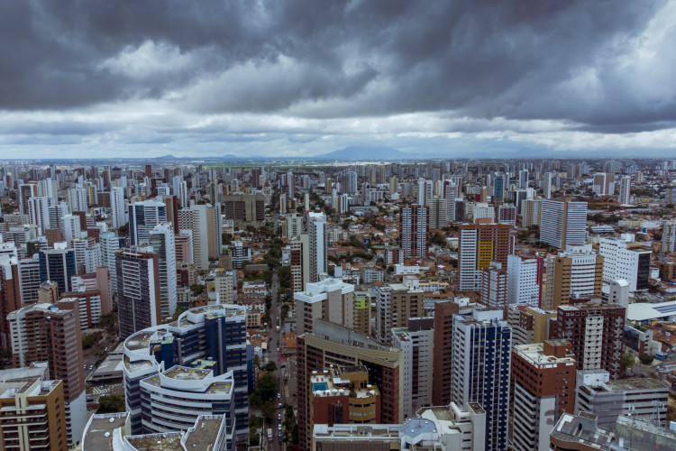 Fortaleza, Ce, BR - 011.01.22 Vista aérea de Fortaleza em dia nublado (Fco Fontenele/O POVO