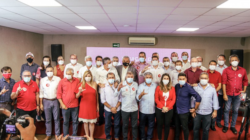 Evento de filiação de prefeitos cearenses ao Partidos dos Trabaladores no Ceará