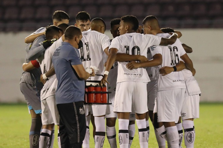 Santos eliminou o Mirassol nos pênaltis e conquistou sua vaga para a semifinal da Copinha 2022; veja onde assistir aos jogos ao vivo, classificados, que dia será cada jogo e mais 