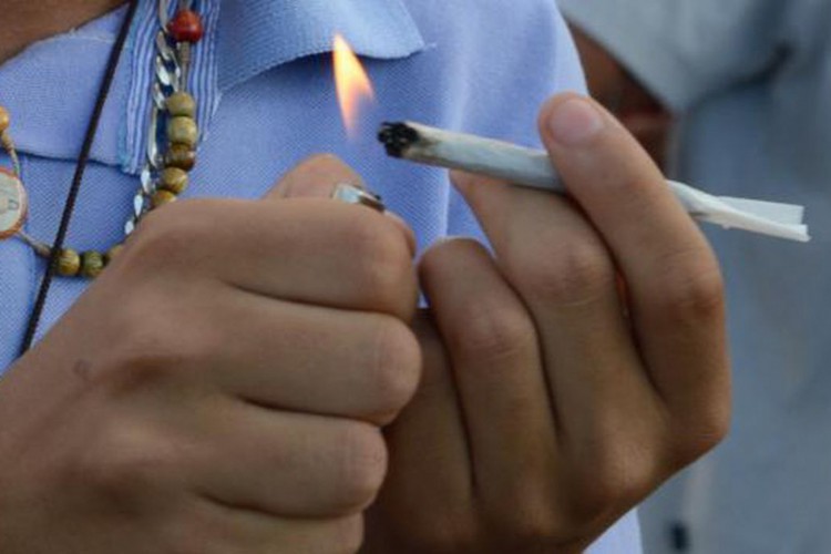 Estudo aponta relação entre consumo de drogas e internações por trauma