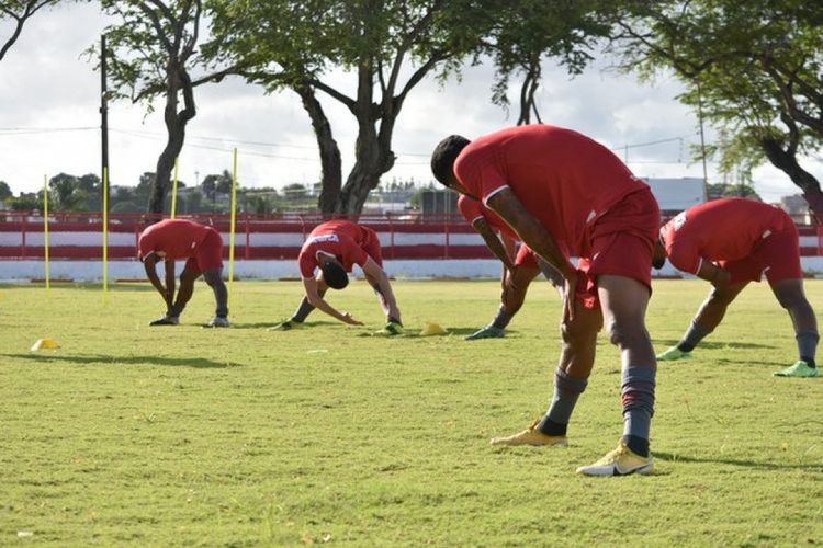 Sergipe registrou 16 casos de Covid-19 no elenco