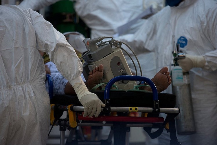 Para acompanhar a demanda, a Secretaria da Saúde do Estado da Bahia (Sesab) ampliou o número de leitos de UTI exclusivos