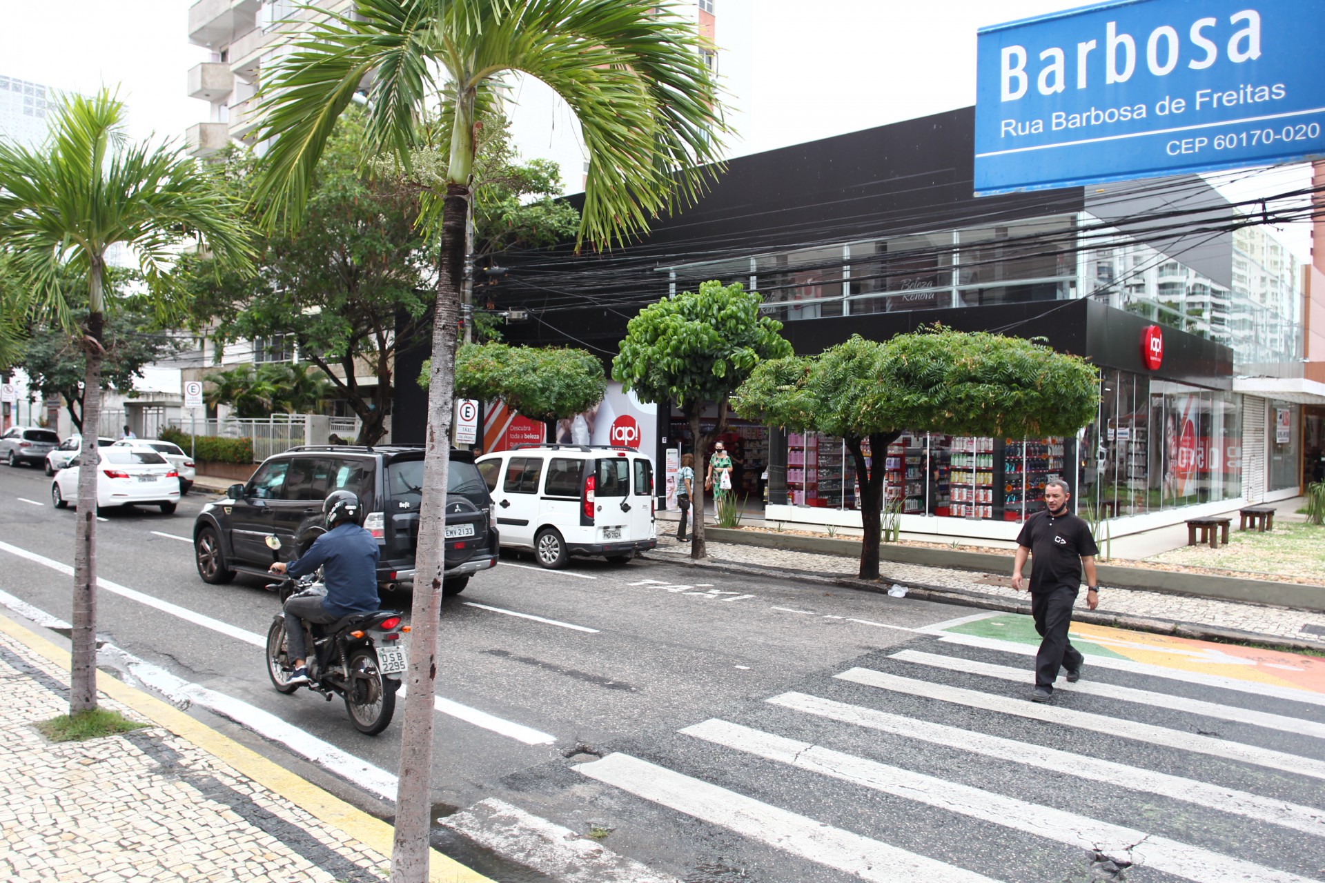 A ciclofaixa de 2,1 km na rua Barbosa de Freitas será implementada da avenida Dom Luís até a avenida Pontes Vieira.