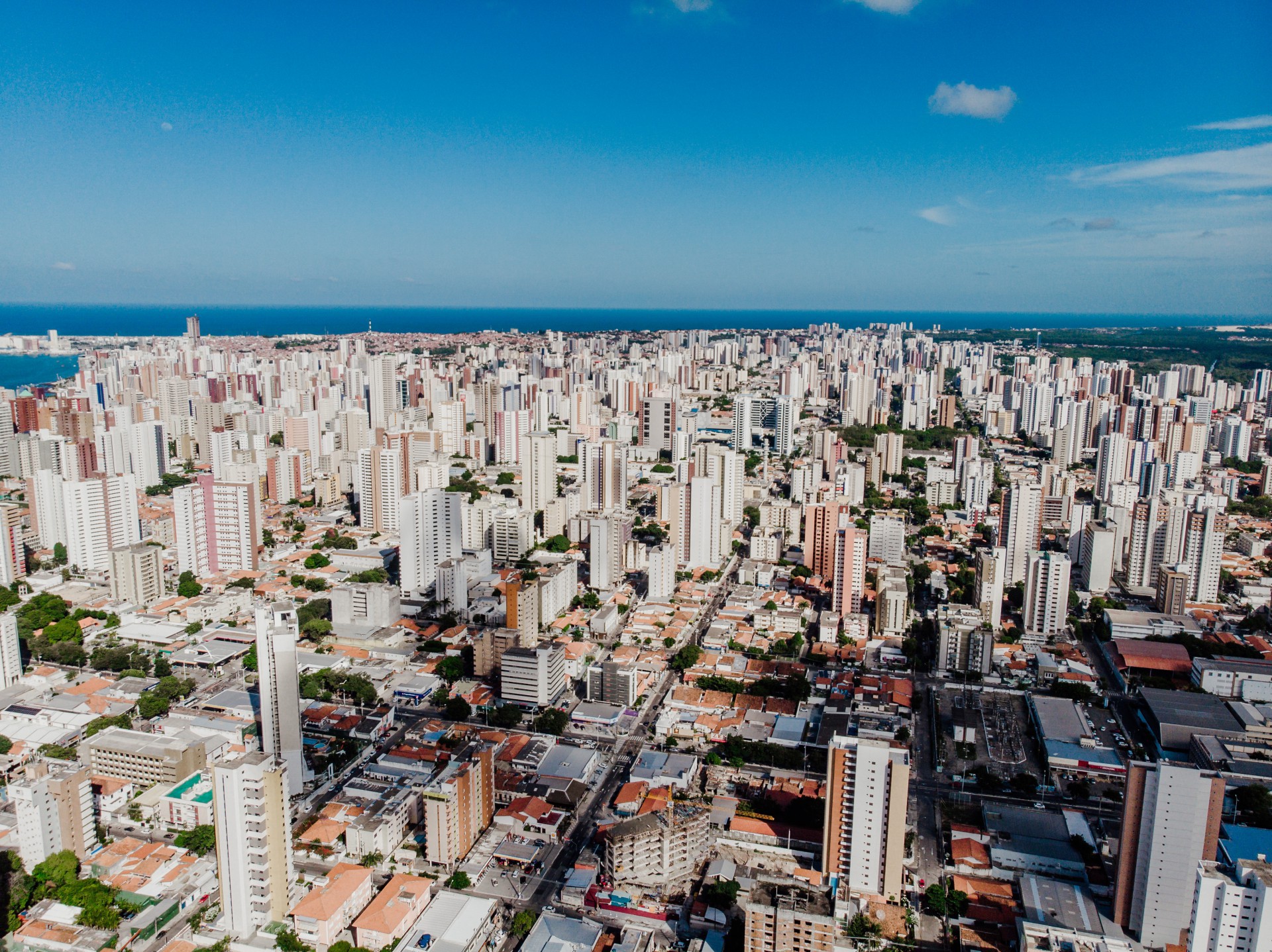 Fortaleza vista de cima na Zona Lesta da Cidade, a mais cara (Foto: JÚLIO CAESAR)