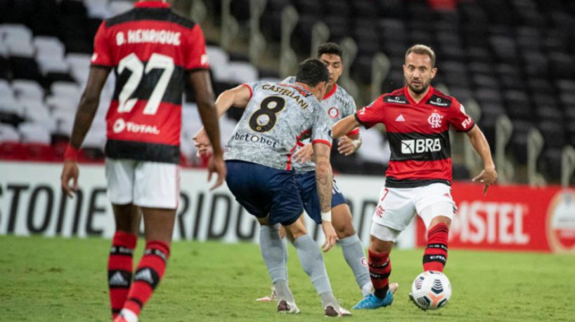 Jogos de futebol hoje, sábado, 4; onde assistir ao vivo e horários