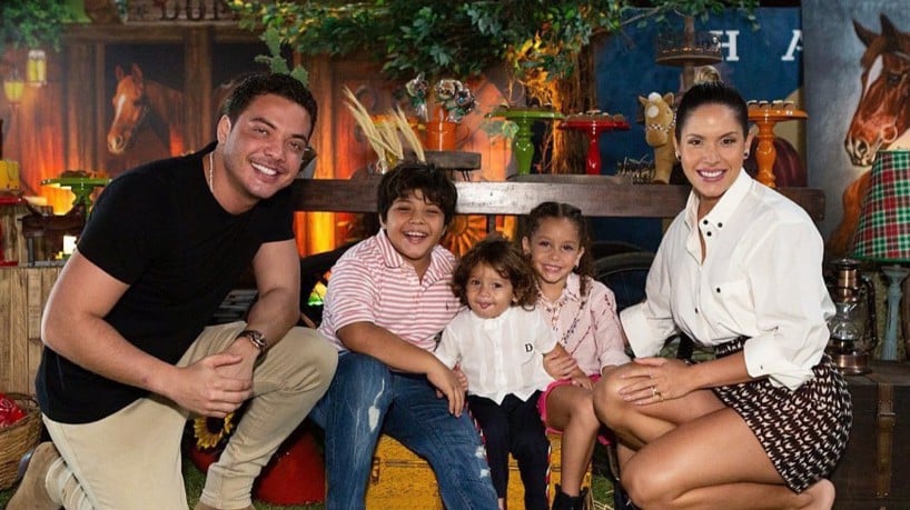 Wesley Safadão, Thyane Dantas e os três filhos(foto: Reprodução/Instagram)