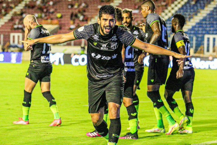 Zé Roberto marcou o primeiro gol do Ceará na temporada 2022 em partida diante do Sergipe, pela Copa do Nordeste. 