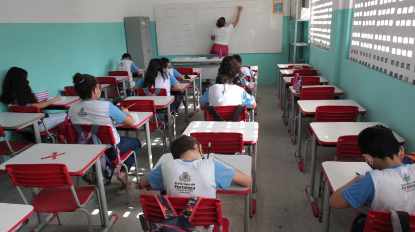 Professores da maioria dos municípios cearenses terão reajuste de 33,24%(foto: FABIO LIMA)