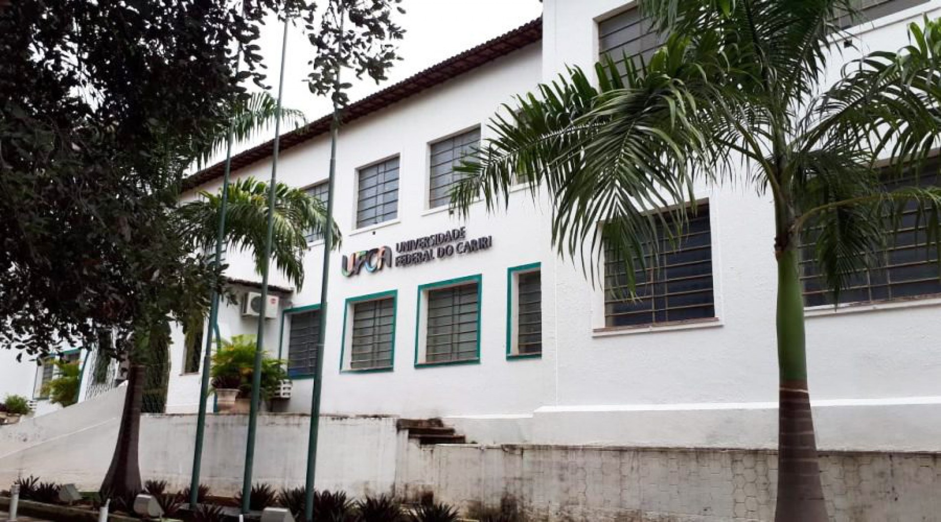 As vagas são distribuídas entre a ampla concorrência, candidatos autodeclarados pretos, pardos, indígenas ou quilombolas e pessoas com deficiência (Foto: Reprodução Facebook)