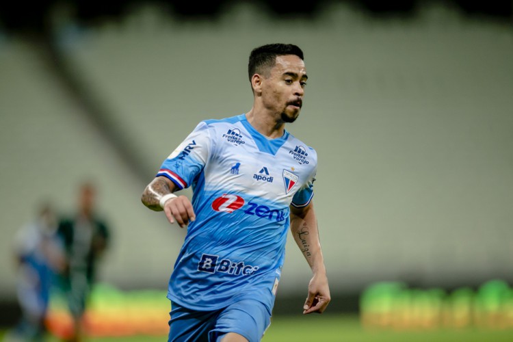 Pikachu recebeu cart&otilde;es amarelos nos &uacute;ltimos dois jogos do Fortaleza pela Estadual