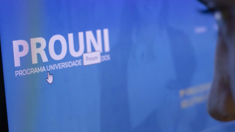 O ProUni oferta bolsas de estudo integrais e parciais em cursos de gradua&ccedil;&atilde;o 