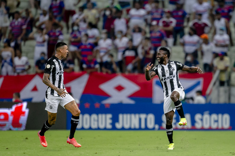 FORTALEZA, CE, BRASIL, 05-02.2022: Mendoza. Fortaleza x Ceara, pela Copa do Nordeste, na Arena Castelão. em epoca de COVID-19. (Foto:Aurelio Alves/ Jornal O POVO)