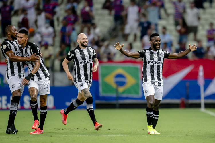Ceará joga contra o Globo-RN hoje, quarta, 09, pela Copa do Nordeste 2022; veja onde assistir ao vivo aos jogos do dia e horário. 