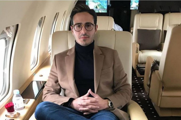 Shimon Hayut, 31, tem história contada na Netflix sobre como agia para enganar mulher no aplicativo.