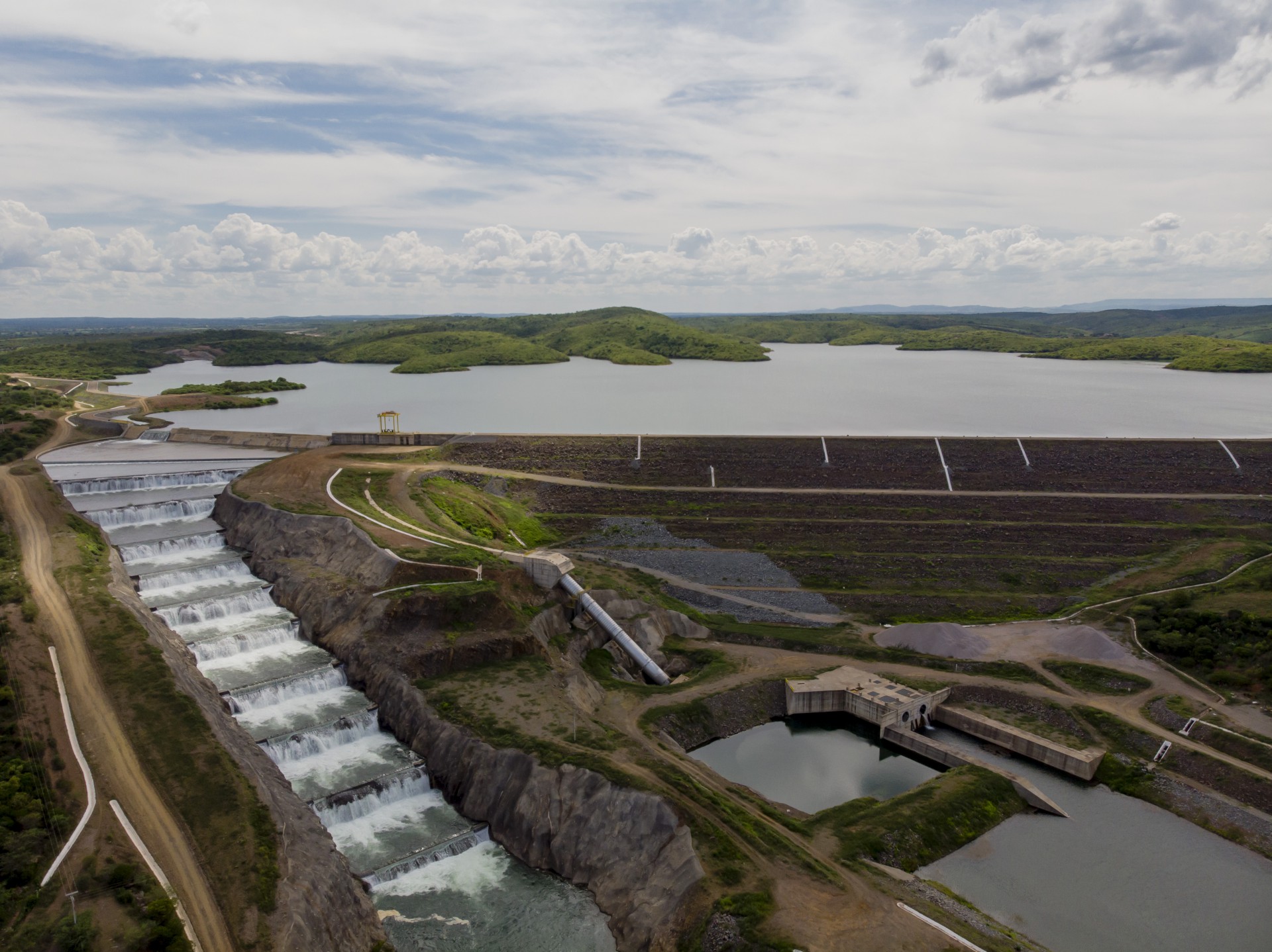 Barragem de Jati, que recebe transposição do rio São Francisco no CE (Foto: Aurelio Alves)
