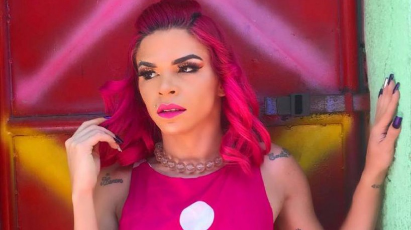 Conheça Nik Hot, a primeira funkeira travesti do Ceará - O POVO