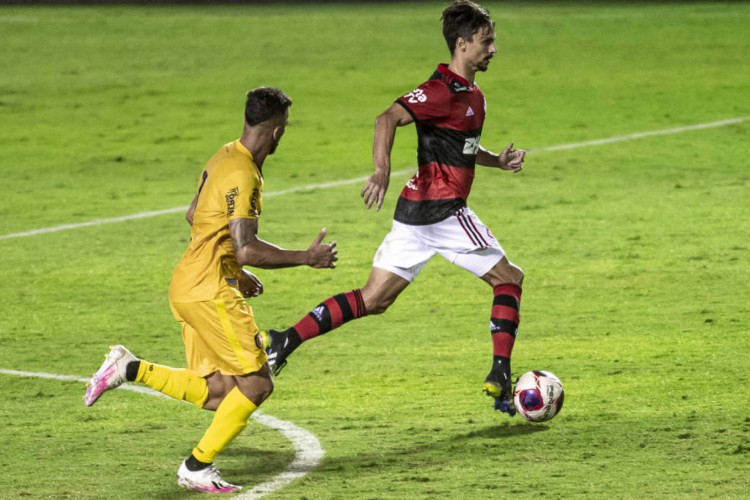 Madureira e Flamengo se enfrentam pelo Campeonato Carioca 2023 hoje, 18; onde assistir ao vivo e horário do jogo.  