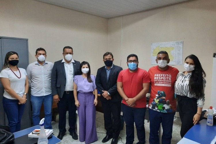 Assembleia Geral realizada pelo Sindicato dos Servidores Públicos Municipais de Caririaçu (SINDSMCAR) na manhã dessa segunda-feira, 14