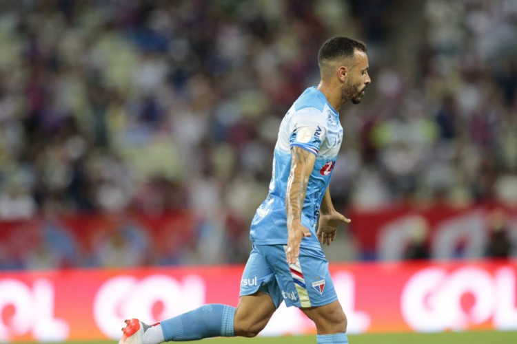 Moisés fez um gol e deu uma assistência na vitória do Fortaleza sobre o Bahia por 3 a 1