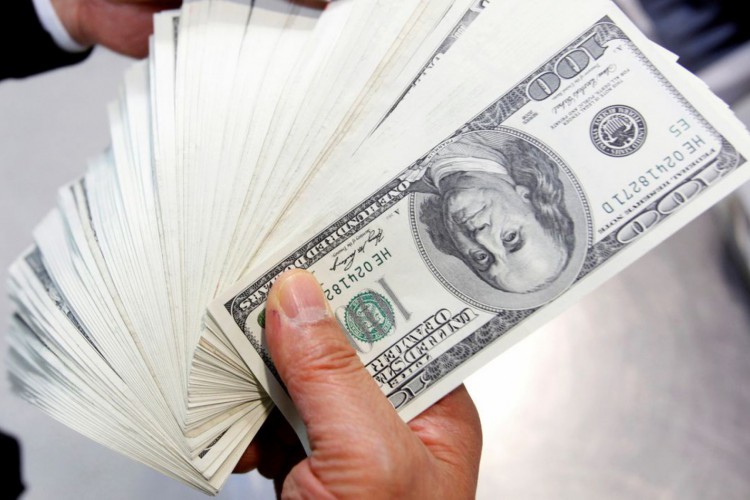 Dólar volta para R$ 5,10 com ocupação russa na Ucrânia