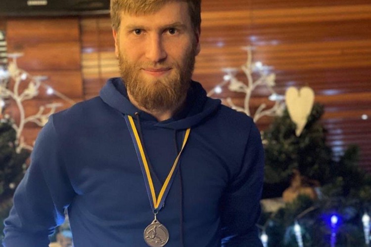Dmytro Martynenko, jogador da segunda divisão da Ucrânia, morreu enquanto servia o exército ucraniano na guerra contra a Rússia