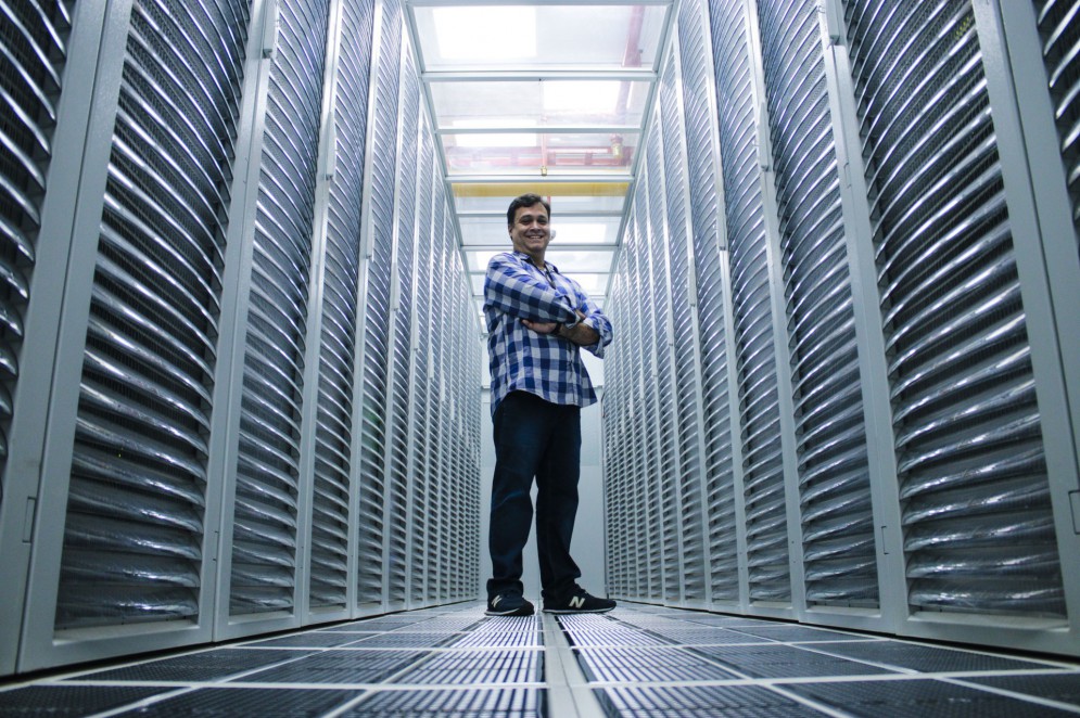 A Hostweb é uma empresa de armazenamento de dados em servidores. O data center é gerenciado por Sérgio Uchoa(Foto: FERNANDA BARROS)