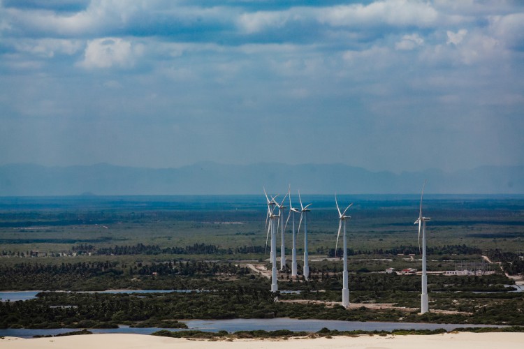 Nordeste concentra maior gera&ccedil;&atilde;o de energia renov&aacute;vel do Pa&iacute;s e sofre com preju&iacute;zos por paradas e redu&ccedil;&otilde;es de produ&ccedil;&atilde;o energia para n&atilde;o gerar apag&atilde;o nacional