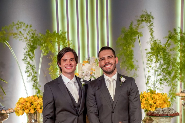 Casamento de Thiago e André, que aconteceu em meio pandemia, no mês de setembro de 2021. (Foto: @fabiomeireles)