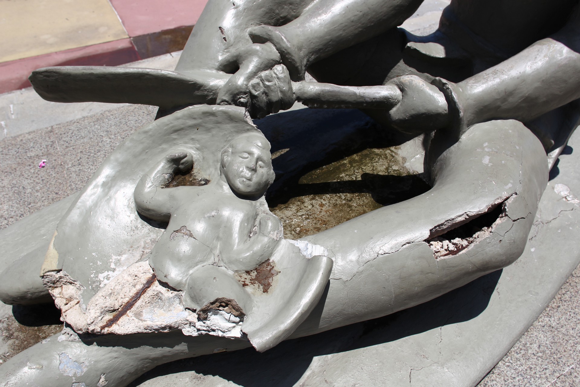 FORTALEZA,CE, BRASIL, 08.03.2022: Manutenção nas estátuas de Iracema. Mucuripe.  (Fotos: Fabio Lima/O POVO).