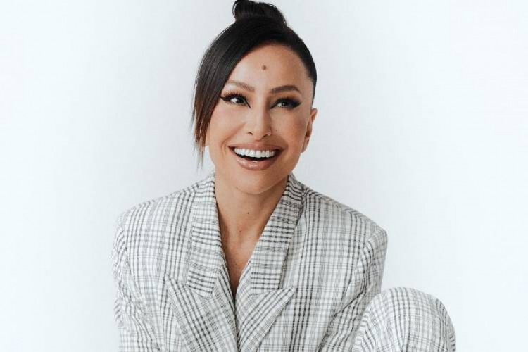 Sabrina Sato anuncia saída da Record TV depois de oito anos na emissora