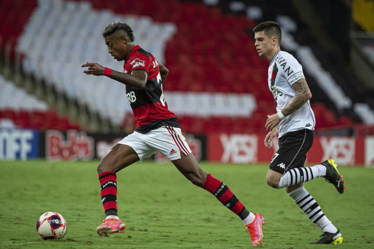 Flamengo e Vasco se enfrentam pelo Campeonato Carioca 2022 hoje, 20; onde assistir ao vivo e horário do jogo. 