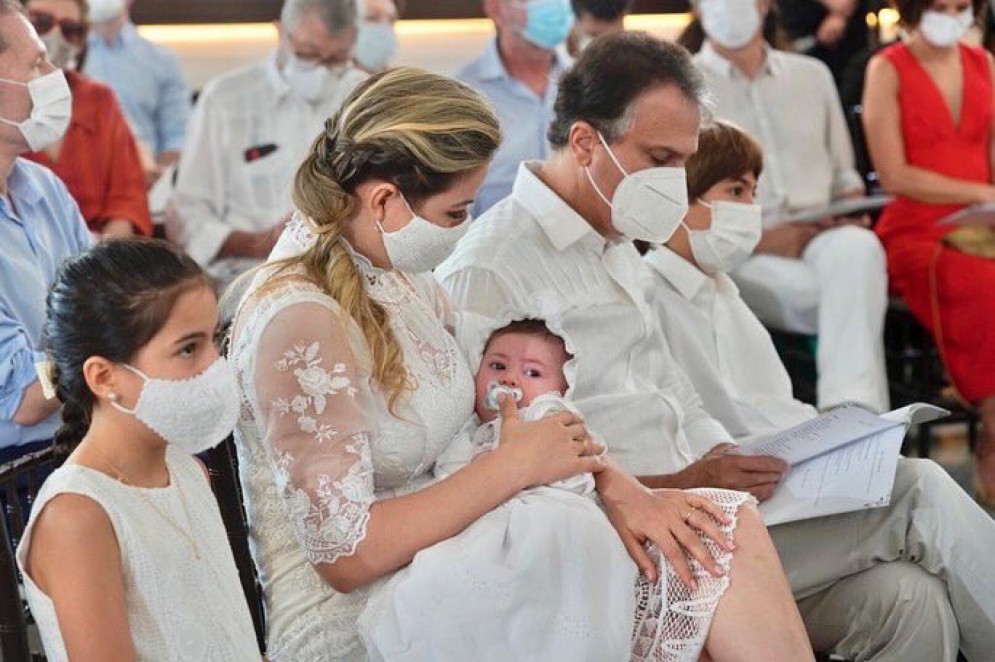 Camilo Santana, Onélia Leite Santana e filhos em cerimônia religiosa no Dia de São José