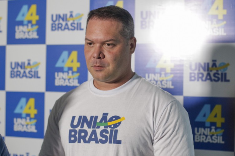 FORTALEZA, CE, BRASIL, 22.03.2022: Evento de filiações ao Partido União Brasil aconteceu hoje na Assembleia Legislativa do Ceará com a presença do Capitão Wagner, ex-governador Lucio Alcantara e o Dep. Federal Danilo Forte. Heitor Feire (Foto:Thais Mesquita/OPOVO)(Foto: Thais Mesquita)