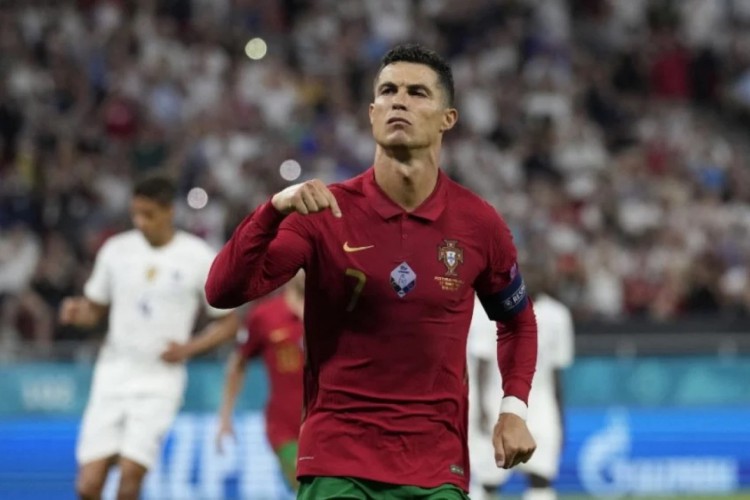 Portugal de Cristiano Ronaldo e Macedônia do Norte jogam hoje, dia 29, por vaga na repescagem para Copa do Mundo de 2022; veja onde assistir ao vivo, horário e provável escalação