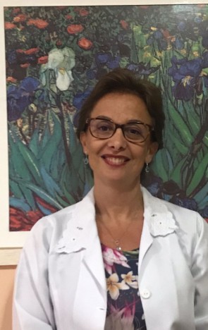 Adriana Barbastefano é médica com residência em Neurologia pela Universidade de São Paulo (USP)(Foto: Arquivo Pessoal)