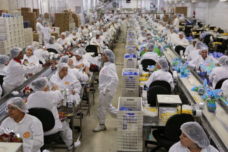 Confiança da indústria atinge menor nível desde julho de 2020