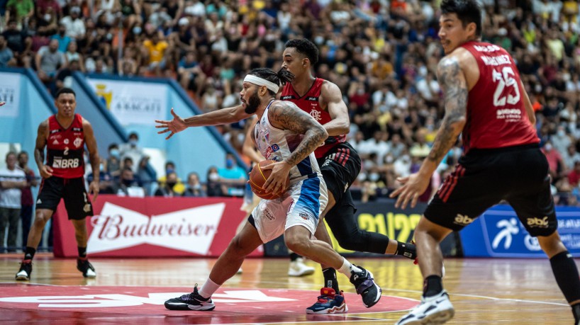 Fortaleza Basquete Cearense - #Carcalaion retorna à Brasília para 3 grandes  jogos. Hoje já tem o primeiro, contra o Cerrado Basquete. Não importa o  adversário, vai ter muita luta, garra, e entrega