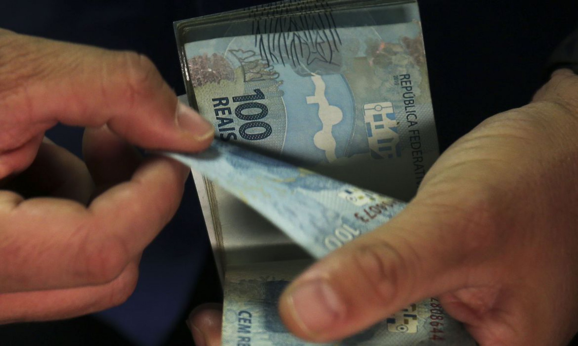 Abono salarial de 2019 está disponível para trabalhadores que esqueceram a retirada (Foto: José Cruz/Agência Brasil)