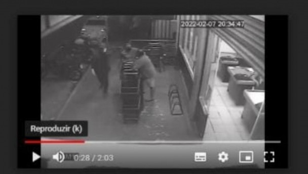 Vídeo das câmeras de segurança identificou criminoso de luvas  