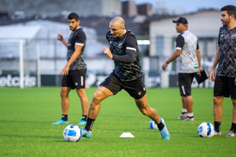 Vov&ocirc; ter&aacute; calend&aacute;rio movimentado com novas competi&ccedil;&otilde;es