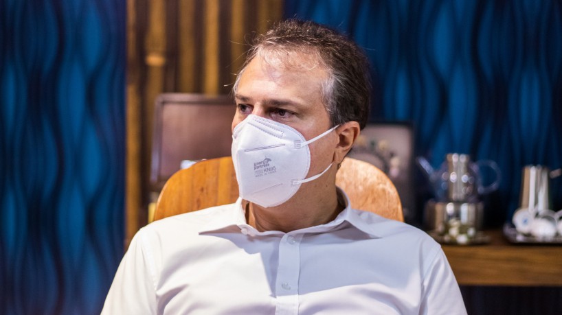 Governador Camilo Santana se despede(foto: FERNANDA BARROS)