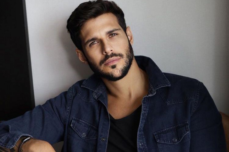 Gerente comercial e ex-BBB 22, Rodrigo Mussi está se recuperando após acidente de carro