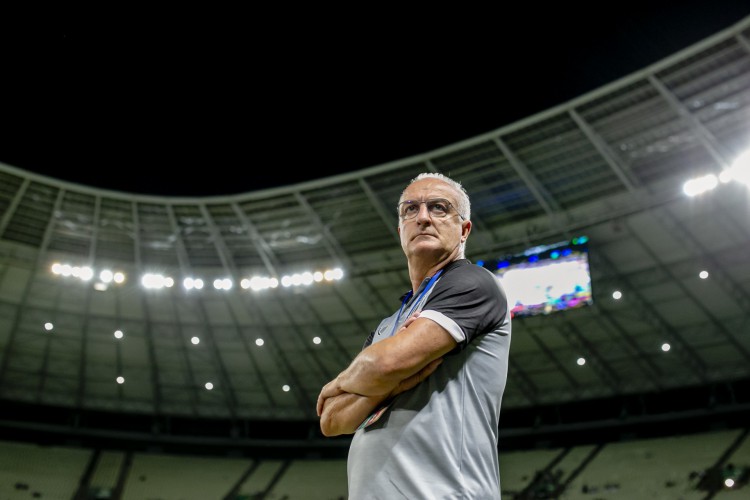 Dorival venceu as duas partidas que disputou como treinador do Vov&ocirc; em 2022