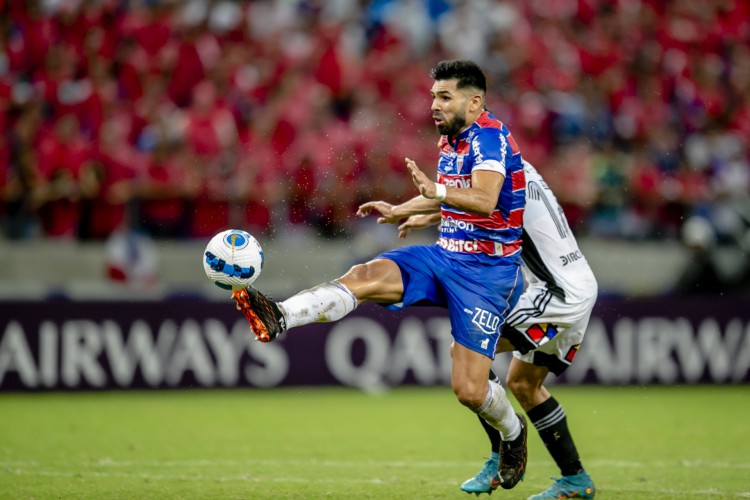 Fortaleza e Vitória se enfrentam pela Copa do Brasil 2022 hoje, 20; onde assistir ao vivo e horário do jogo. 