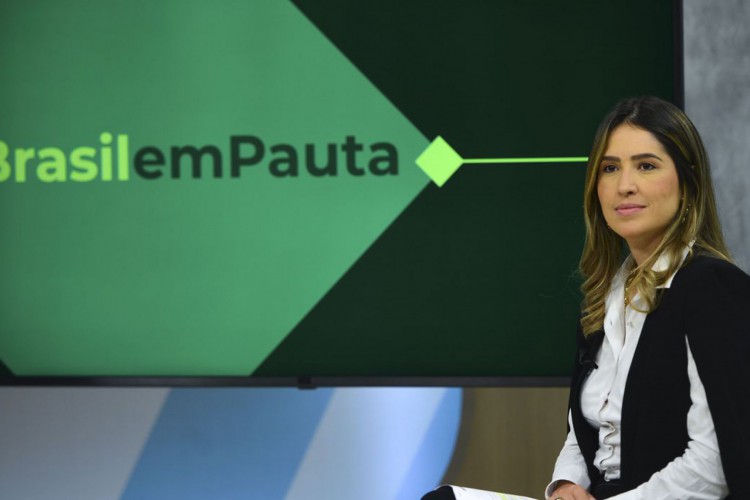 A presidente do Instituto do Patrimônio Histórico e Artístico Nacional (Iphan), Larissa Peixoto, é entrevistada do programa, Brasil em Pauta, na TV Brasil 