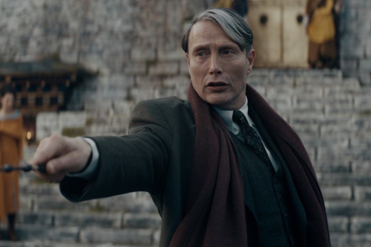 Em 'Animais Fantásticos: Os Segredos de Dumbledore', Mads Mikkelsen assume o papel de Grindelwald 