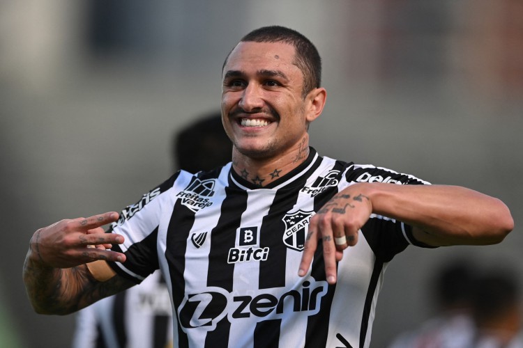 Vina defendeu o Ceará entre 2020 e 2023 e agora retorna ao Vovô