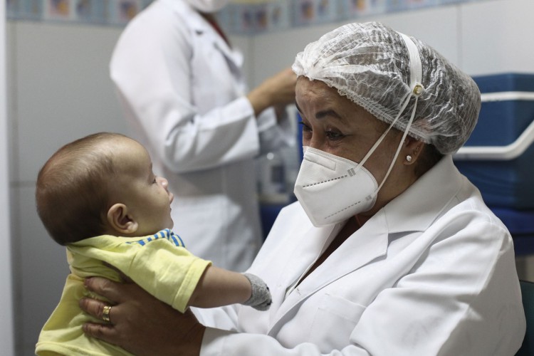 ￼VACINAÇÃO infantil contra influenza e sarampo começou em abril na Capital